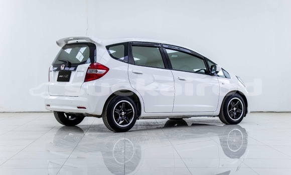 ซื้อ รถมือสอง Honda Jazz ขาว รถยนต์ ใน %{เมือง} ใน กรุงเทพมหานคร ซื้อ รถมือสอง Honda Jazz ขาว รถยนต์ ใน %{เมือง} ใน กรุงเทพมหานคร