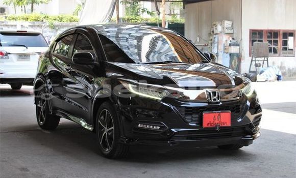 ซื้อ รถมือสอง Honda HR-V สีดำ รถยนต์ ใน %{เมือง} ใน กรุงเทพมหานคร ซื้อ รถมือสอง Honda HR-V สีดำ รถยนต์ ใน %{เมือง} ใน กรุงเทพมหานคร