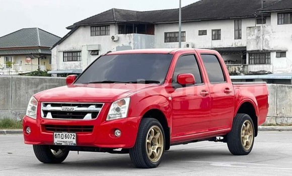 ซื้อ รถมือสอง Isuzu D-Max สีแดง รถยนต์ ใน %{เมือง} ใน กรุงเทพมหานคร