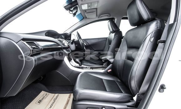 ซื้อ รถมือสอง Honda Accord ขาว รถยนต์ ใน %{เมือง} ใน กรุงเทพมหานคร ซื้อ รถมือสอง Honda Accord ขาว รถยนต์ ใน %{เมือง} ใน กรุงเทพมหานคร