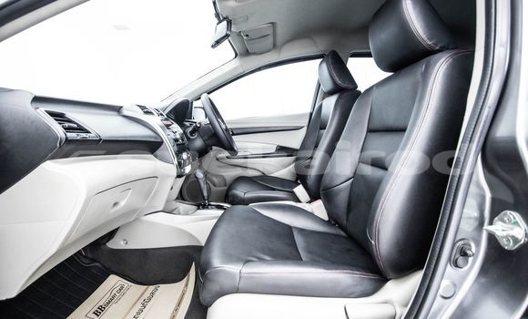 ซื้อ รถมือสอง Honda City อื่น ๆ รถยนต์ ใน %{เมือง} ใน กรุงเทพมหานคร ซื้อ รถมือสอง Honda City อื่น ๆ รถยนต์ ใน %{เมือง} ใน กรุงเทพมหานคร