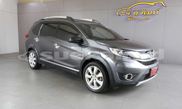 ซื้อ รถมือสอง Honda BR-V เงิน รถยนต์ ใน %{เมือง} ใน กรุงเทพมหานคร