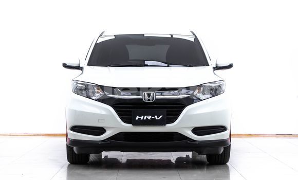 Buy Used Honda HR-V White Car in Bangkok in Bangkok Buy Used Honda HR-V White Car in Bangkok in Bangkok
