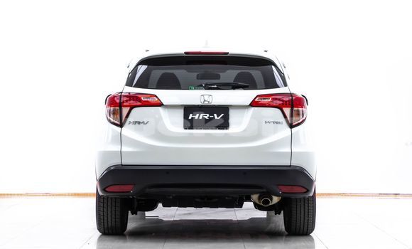 Buy Used Honda HR-V White Car in Bangkok in Bangkok Buy Used Honda HR-V White Car in Bangkok in Bangkok