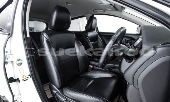 Buy Used Honda HR-V White Car in Bangkok in Bangkok Buy Used Honda HR-V White Car in Bangkok in Bangkok