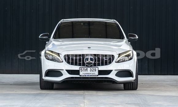 ซื้อ รถมือสอง Mercedes-Benz C-Classe ขาว รถยนต์ ใน %{เมือง} ใน กรุงเทพมหานคร ซื้อ รถมือสอง Mercedes-Benz C-Classe ขาว รถยนต์ ใน %{เมือง} ใน กรุงเทพมหานคร