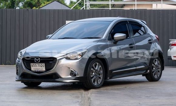 ซื้อ รถมือสอง Mazda 2 เงิน รถยนต์ ใน %{เมือง} ใน กรุงเทพมหานคร ซื้อ รถมือสอง Mazda 2 เงิน รถยนต์ ใน %{เมือง} ใน กรุงเทพมหานคร