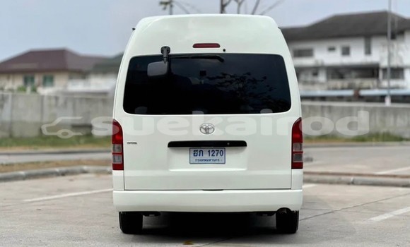 Buy Used Toyota Commuter White Car in Bangkok in Bangkok Buy Used Toyota Commuter White Car in Bangkok in Bangkok