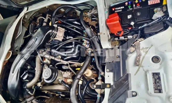 Buy Used Toyota Commuter White Car in Bangkok in Bangkok Buy Used Toyota Commuter White Car in Bangkok in Bangkok