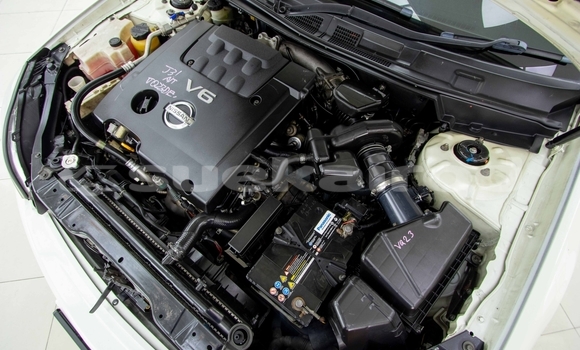 Buy Used Nissan Teana White Car in Bangkok in Bangkok Buy Used Nissan Teana White Car in Bangkok in Bangkok