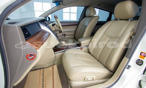 Buy Used Nissan Teana White Car in Bangkok in Bangkok Buy Used Nissan Teana White Car in Bangkok in Bangkok