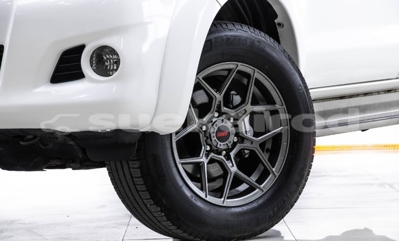 Buy Used Toyota Hiluxe VIGO White Car in Bangkok in Bangkok Buy Used Toyota Hiluxe VIGO White Car in Bangkok in Bangkok