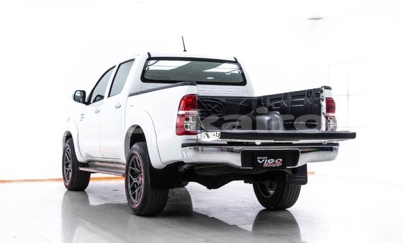 Buy Used Toyota Hiluxe VIGO White Car in Bangkok in Bangkok Buy Used Toyota Hiluxe VIGO White Car in Bangkok in Bangkok