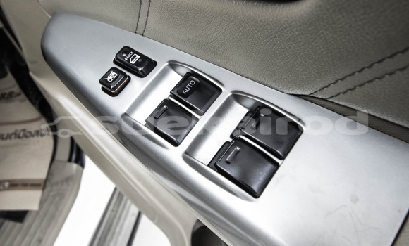 Buy Used Toyota Hiluxe VIGO White Car in Bangkok in Bangkok Buy Used Toyota Hiluxe VIGO White Car in Bangkok in Bangkok