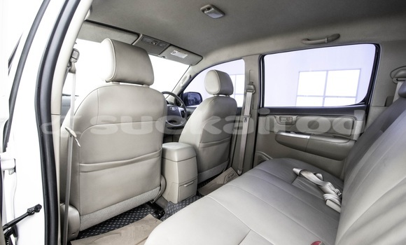 Buy Used Toyota Hiluxe VIGO White Car in Bangkok in Bangkok Buy Used Toyota Hiluxe VIGO White Car in Bangkok in Bangkok