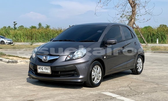 ซื้อ รถมือสอง Honda Brio อื่น ๆ รถยนต์ ใน %{เมือง} ใน กรุงเทพมหานคร