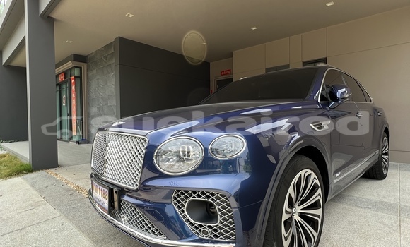 ซื้อ รถมือสอง Bentley Bentayga สีน้ำเงิน รถยนต์ ใน %{เมือง} ใน กรุงเทพมหานคร