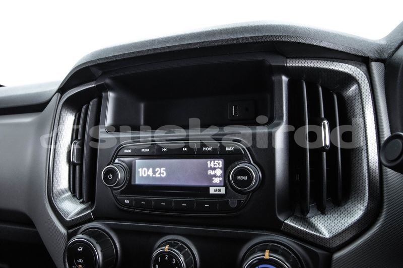 Big with watermark chevrolet colorado bangkok bangkok 60282