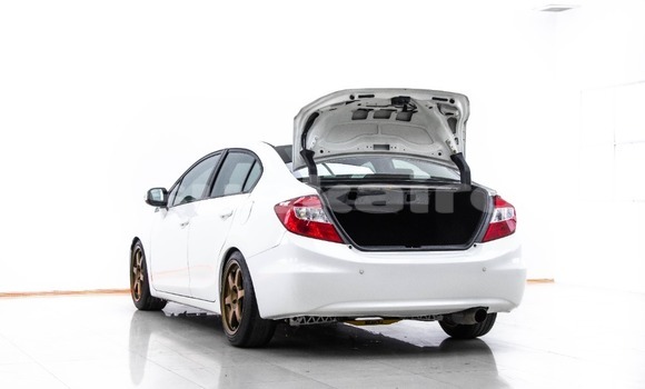 ซื้อ รถมือสอง Honda Civic ขาว รถยนต์ ใน %{เมือง} ใน กรุงเทพมหานคร ซื้อ รถมือสอง Honda Civic ขาว รถยนต์ ใน %{เมือง} ใน กรุงเทพมหานคร