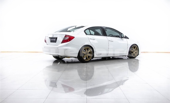 ซื้อ รถมือสอง Honda Civic ขาว รถยนต์ ใน %{เมือง} ใน กรุงเทพมหานคร ซื้อ รถมือสอง Honda Civic ขาว รถยนต์ ใน %{เมือง} ใน กรุงเทพมหานคร