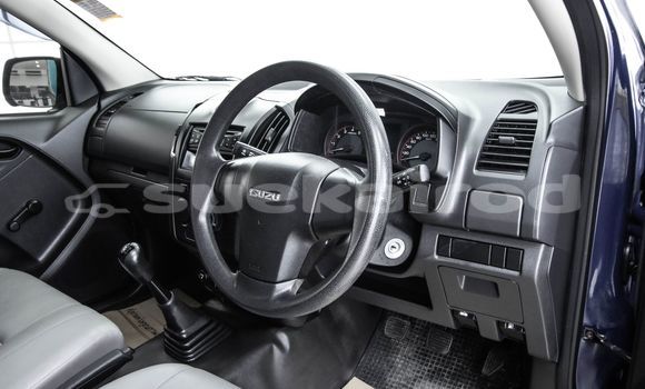 ซื้อ รถมือสอง Isuzu D-Max สีน้ำเงิน รถยนต์ ใน %{เมือง} ใน กรุงเทพมหานคร ซื้อ รถมือสอง Isuzu D-Max สีน้ำเงิน รถยนต์ ใน %{เมือง} ใน กรุงเทพมหานคร