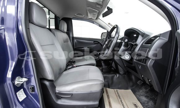 ซื้อ รถมือสอง Isuzu D-Max สีน้ำเงิน รถยนต์ ใน %{เมือง} ใน กรุงเทพมหานคร ซื้อ รถมือสอง Isuzu D-Max สีน้ำเงิน รถยนต์ ใน %{เมือง} ใน กรุงเทพมหานคร