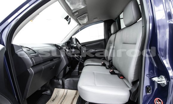 ซื้อ รถมือสอง Isuzu D-Max สีน้ำเงิน รถยนต์ ใน %{เมือง} ใน กรุงเทพมหานคร ซื้อ รถมือสอง Isuzu D-Max สีน้ำเงิน รถยนต์ ใน %{เมือง} ใน กรุงเทพมหานคร