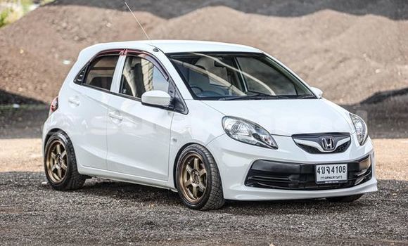 ซื้อ รถมือสอง Honda Brio ขาว รถยนต์ ใน %{เมือง} ใน กรุงเทพมหานคร ซื้อ รถมือสอง Honda Brio ขาว รถยนต์ ใน %{เมือง} ใน กรุงเทพมหานคร