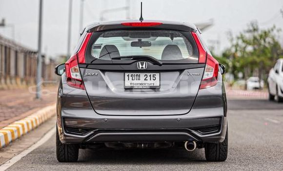 ซื้อ รถมือสอง Honda Jazz สีดำ รถยนต์ ใน %{เมือง} ใน กรุงเทพมหานคร ซื้อ รถมือสอง Honda Jazz สีดำ รถยนต์ ใน %{เมือง} ใน กรุงเทพมหานคร