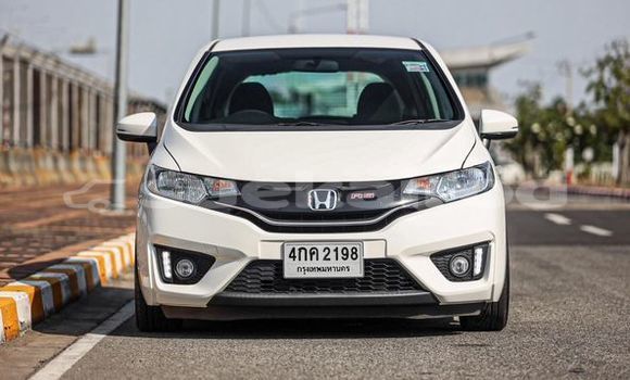 ซื้อ รถมือสอง Honda Jazz ขาว รถยนต์ ใน %{เมือง} ใน กรุงเทพมหานคร ซื้อ รถมือสอง Honda Jazz ขาว รถยนต์ ใน %{เมือง} ใน กรุงเทพมหานคร