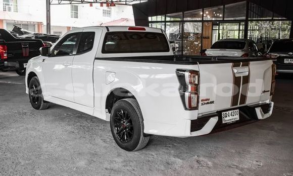 ซื้อ รถมือสอง Isuzu D-Max ขาว รถยนต์ ใน %{เมือง} ใน ชัยภูมิ ซื้อ รถมือสอง Isuzu D-Max ขาว รถยนต์ ใน %{เมือง} ใน ชัยภูมิ