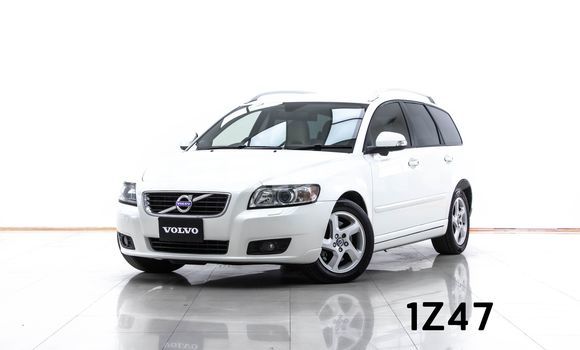 Buy Used Volvo V50 White Car in Bangkok in Bangkok Buy Used Volvo V50 White Car in Bangkok in Bangkok