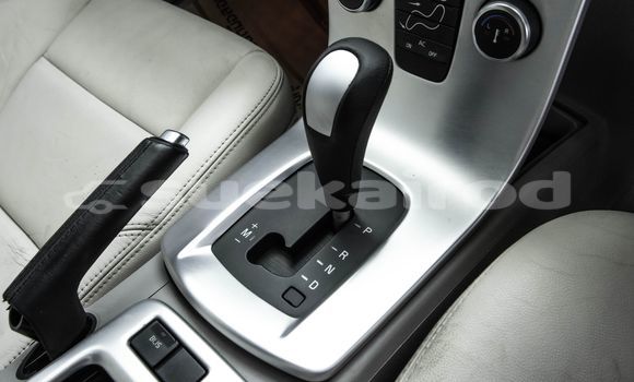 Buy Used Volvo V50 White Car in Bangkok in Bangkok Buy Used Volvo V50 White Car in Bangkok in Bangkok