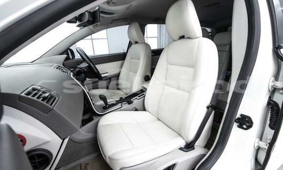 Buy Used Volvo V50 White Car in Bangkok in Bangkok Buy Used Volvo V50 White Car in Bangkok in Bangkok