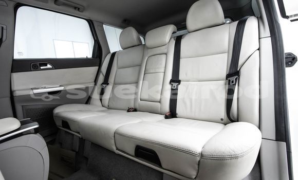 Buy Used Volvo V50 White Car in Bangkok in Bangkok Buy Used Volvo V50 White Car in Bangkok in Bangkok