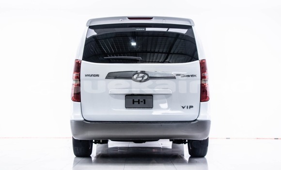 ซื้อ รถมือสอง Hyundai Grand Starex ขาว รถยนต์ ใน %{เมือง} ใน กรุงเทพมหานคร ซื้อ รถมือสอง Hyundai Grand Starex ขาว รถยนต์ ใน %{เมือง} ใน กรุงเทพมหานคร