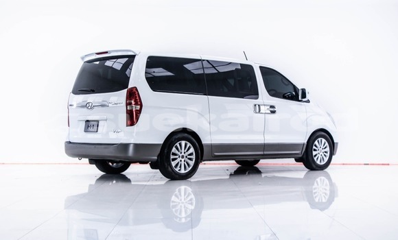 ซื้อ รถมือสอง Hyundai Grand Starex ขาว รถยนต์ ใน %{เมือง} ใน กรุงเทพมหานคร ซื้อ รถมือสอง Hyundai Grand Starex ขาว รถยนต์ ใน %{เมือง} ใน กรุงเทพมหานคร