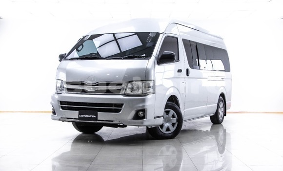 ซื้อ รถมือสอง Toyota Commuter อื่น ๆ รถยนต์ ใน %{เมือง} ใน กรุงเทพมหานคร