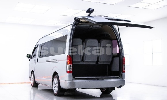 Buy Used Toyota Commuter Other Car in Bangkok in Bangkok Buy Used Toyota Commuter Other Car in Bangkok in Bangkok