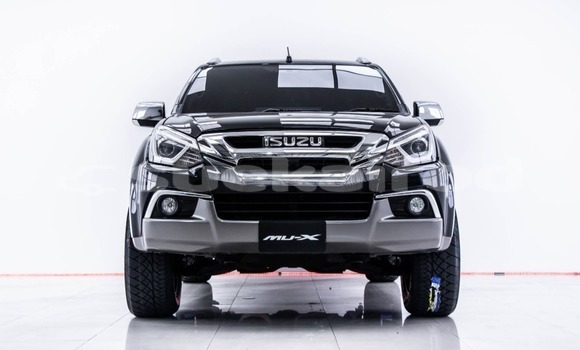 ซื้อ รถมือสอง Isuzu MU-X สีดำ รถยนต์ ใน %{เมือง} ใน กรุงเทพมหานคร ซื้อ รถมือสอง Isuzu MU-X สีดำ รถยนต์ ใน %{เมือง} ใน กรุงเทพมหานคร