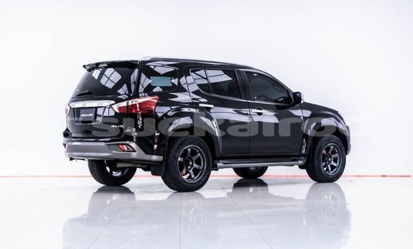 ซื้อ รถมือสอง Isuzu MU-X สีดำ รถยนต์ ใน %{เมือง} ใน กรุงเทพมหานคร ซื้อ รถมือสอง Isuzu MU-X สีดำ รถยนต์ ใน %{เมือง} ใน กรุงเทพมหานคร