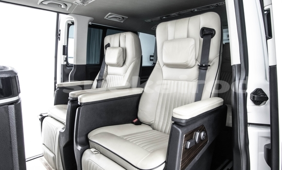 ซื้อ รถมือสอง Volkswagen Caravelle ขาว รถยนต์ ใน %{เมือง} ใน กรุงเทพมหานคร ซื้อ รถมือสอง Volkswagen Caravelle ขาว รถยนต์ ใน %{เมือง} ใน กรุงเทพมหานคร