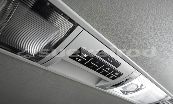 ซื้อ รถมือสอง Volkswagen Caravelle ขาว รถยนต์ ใน %{เมือง} ใน กรุงเทพมหานคร ซื้อ รถมือสอง Volkswagen Caravelle ขาว รถยนต์ ใน %{เมือง} ใน กรุงเทพมหานคร