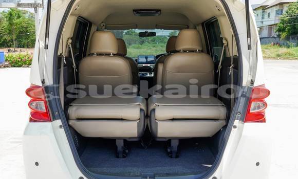Buy Used Honda Freed White Car in Bangkok in Bangkok Buy Used Honda Freed White Car in Bangkok in Bangkok