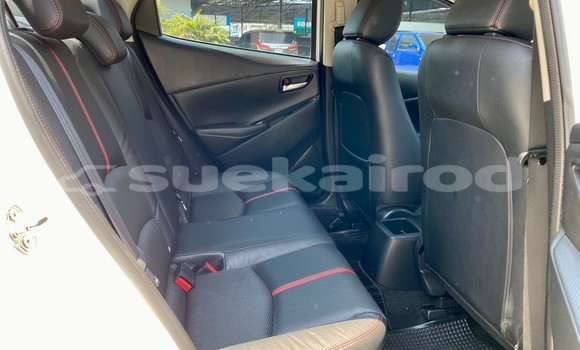 ซื้อ รถมือสอง Mazda 2 ขาว รถยนต์ ใน %{เมือง} ใน กรุงเทพมหานคร ซื้อ รถมือสอง Mazda 2 ขาว รถยนต์ ใน %{เมือง} ใน กรุงเทพมหานคร