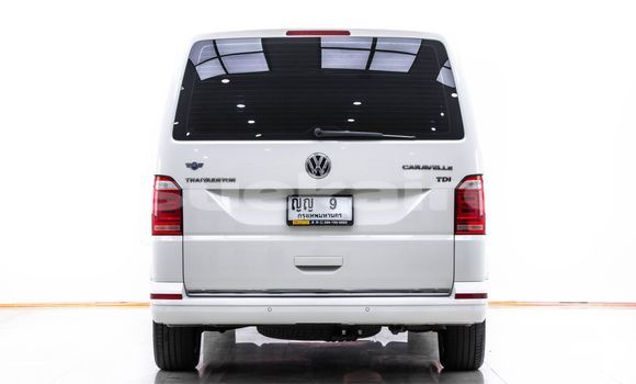 Buy Used Volkswagen Caravelle White Car in Bangkok in Bangkok Buy Used Volkswagen Caravelle White Car in Bangkok in Bangkok