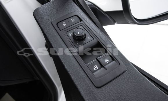 Buy Used Volkswagen Caravelle White Car in Bangkok in Bangkok Buy Used Volkswagen Caravelle White Car in Bangkok in Bangkok