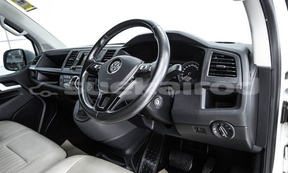 Buy Used Volkswagen Caravelle White Car in Bangkok in Bangkok Buy Used Volkswagen Caravelle White Car in Bangkok in Bangkok