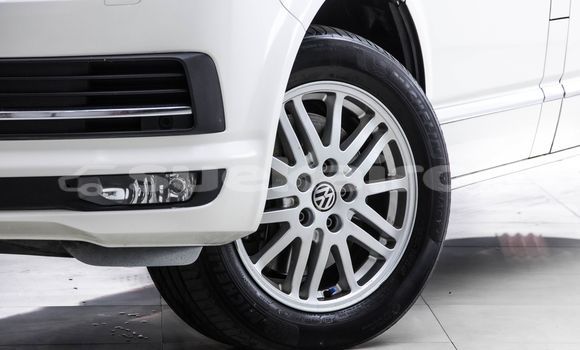 Buy Used Volkswagen Caravelle White Car in Bangkok in Bangkok Buy Used Volkswagen Caravelle White Car in Bangkok in Bangkok