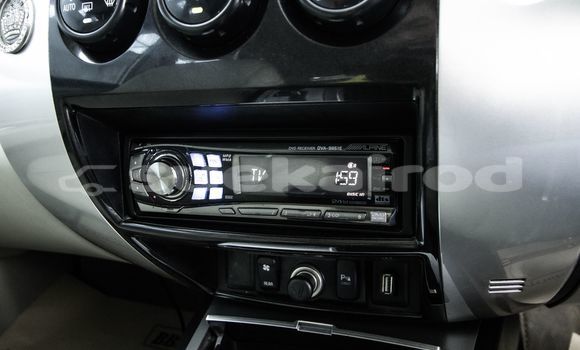 Buy Used Mitsubishi Pajero White Car in Bangkok in Bangkok Buy Used Mitsubishi Pajero White Car in Bangkok in Bangkok